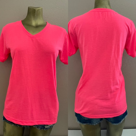 NEON Dayglo Flourescent PINK V-Neck TEE SHIRT Size Small - Picture 9 of 9